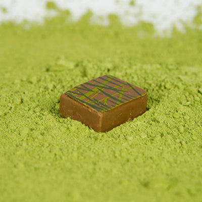 Avèla Matcha-Milchschokolade